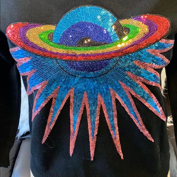 Super cute long sleeve top - Picture 2 of 5